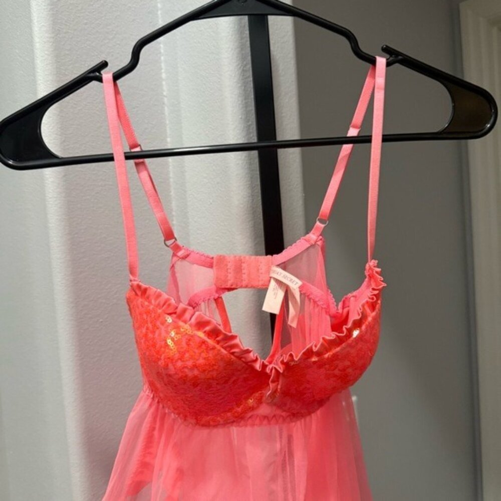 Victoria's Secret Sexy Lace Teddy Lingerie 34B Sequin Ruffle Bow Y2K 2000s - Picture 2 of 4